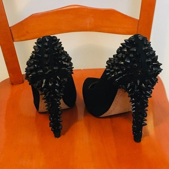 Hot Sexy Black Sam Edelman Spiked Heels - Picture 2 of 3